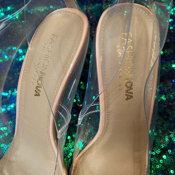 🤍Fashion nova clear heels🤍 - Picture 3 of 9
